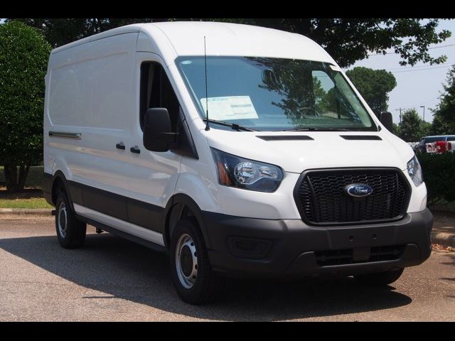 2025 Ford Transit Base