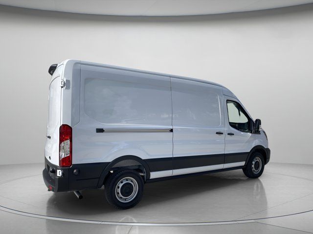 2025 Ford Transit Base