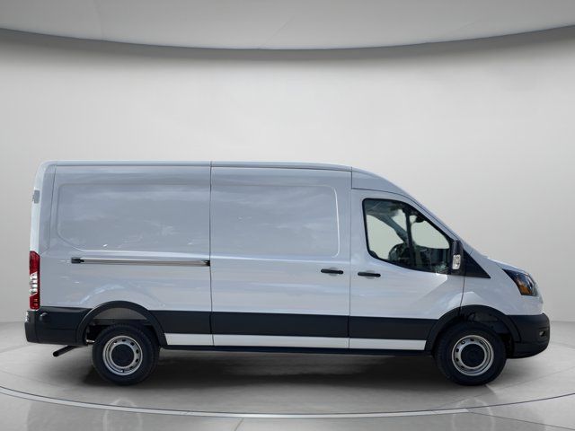 2025 Ford Transit Base