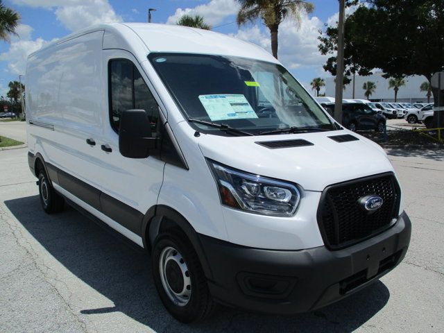 2025 Ford Transit Base