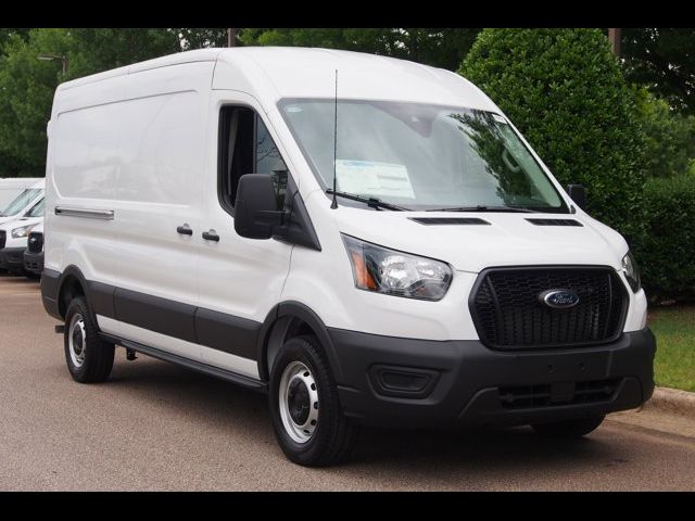 2025 Ford Transit Base