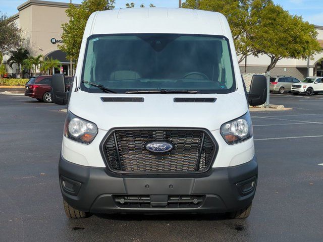 2025 Ford Transit Base