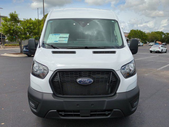 2025 Ford Transit Base