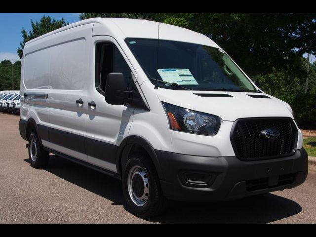 2025 Ford Transit Base