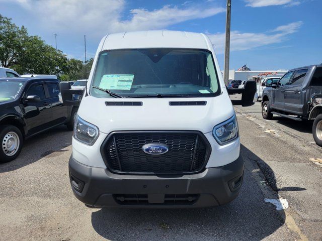 2025 Ford Transit Base