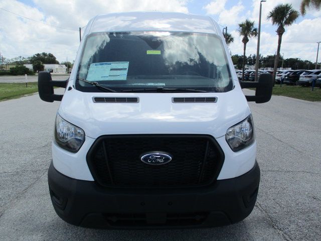 2025 Ford Transit Base