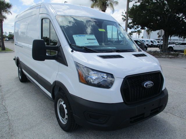 2025 Ford Transit Base