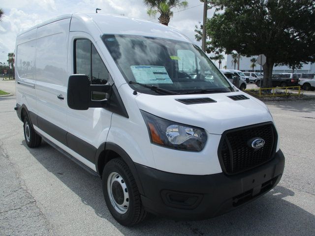 2025 Ford Transit Base