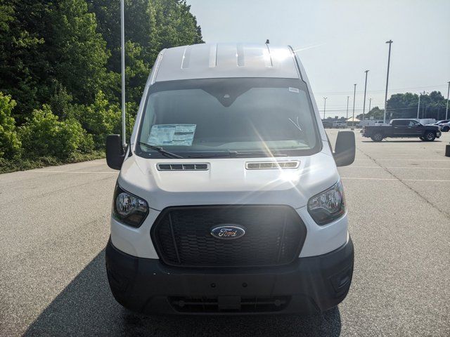2025 Ford Transit Base