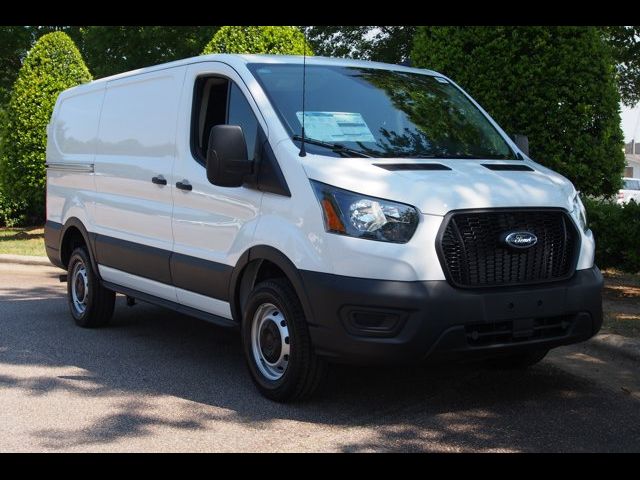 2025 Ford Transit Base