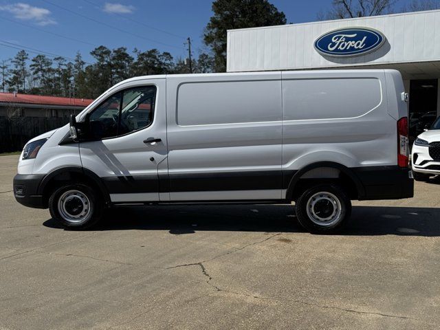 2025 Ford Transit Base