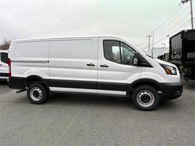 2025 Ford Transit Base