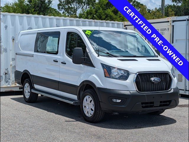 2025 Ford Transit Base