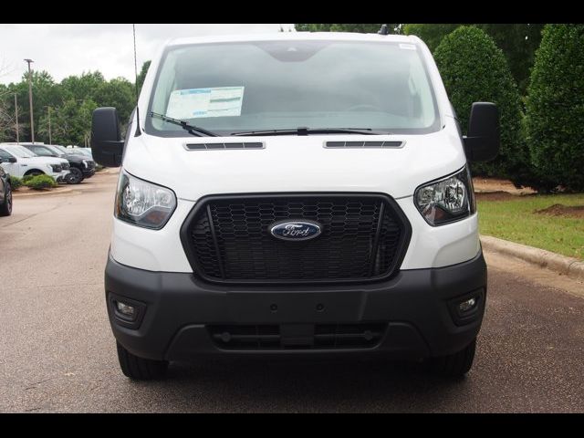 2025 Ford Transit Base