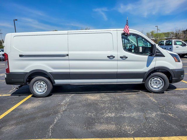 2025 Ford Transit Base