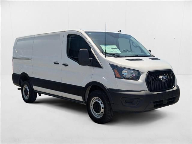 2025 Ford Transit Base