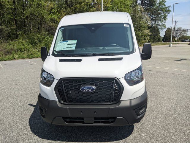 2025 Ford Transit Base