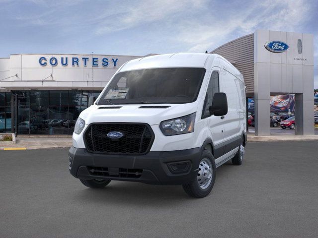 2025 Ford Transit Base
