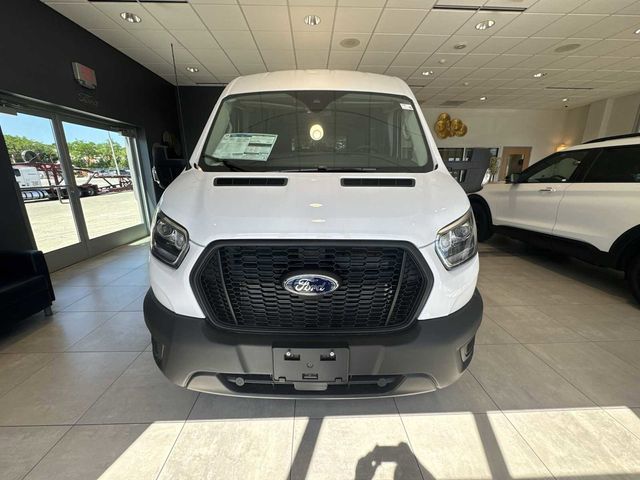 2025 Ford Transit Base