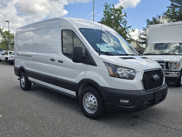 2025 Ford Transit Base