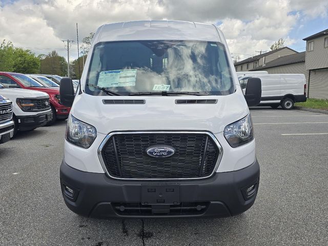 2025 Ford Transit Base