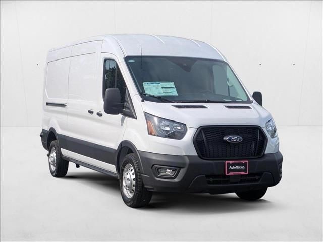2025 Ford Transit Base