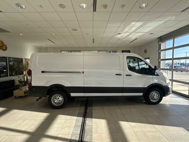 2025 Ford Transit Base