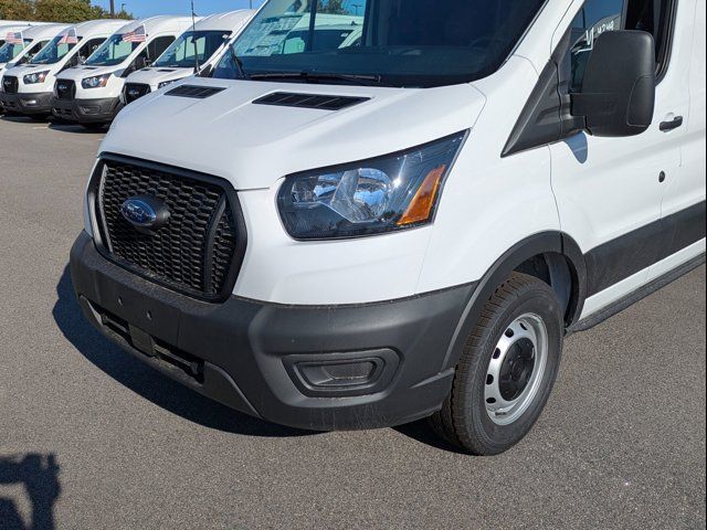 2025 Ford Transit Base