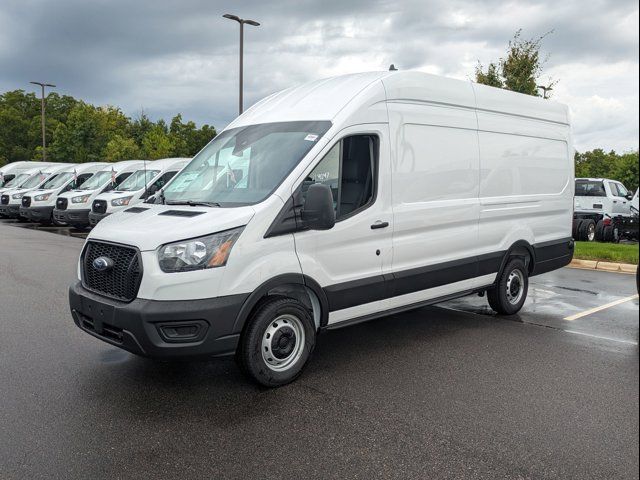 2025 Ford Transit Base