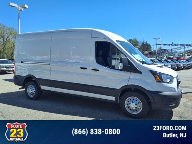 2025 Ford Transit Base