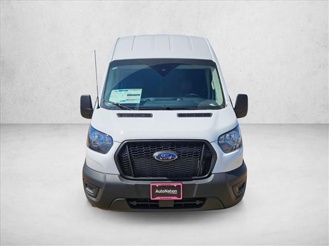 2025 Ford Transit Base