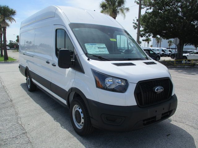2025 Ford Transit Base