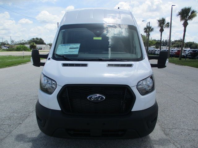 2025 Ford Transit Base