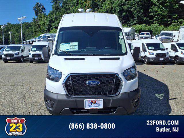 2025 Ford Transit Base