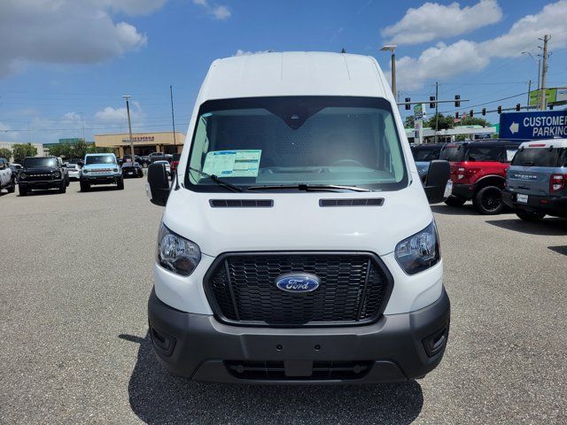 2025 Ford Transit Base
