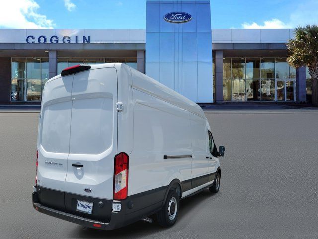 2025 Ford Transit Base