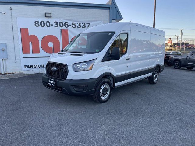 2025 Ford Transit Base
