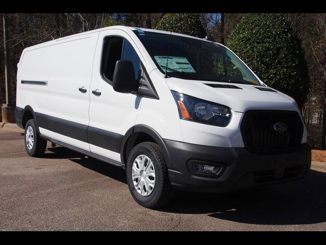 2025 Ford Transit Base