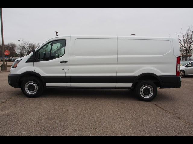 2025 Ford Transit Base