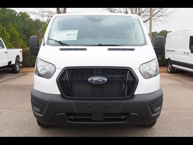 2025 Ford Transit Base