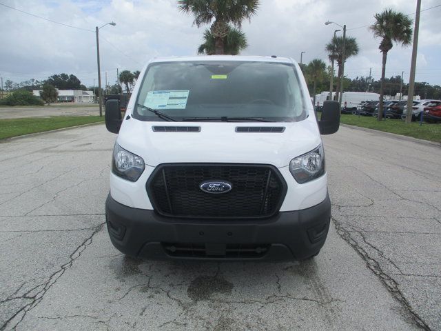 2025 Ford Transit Base
