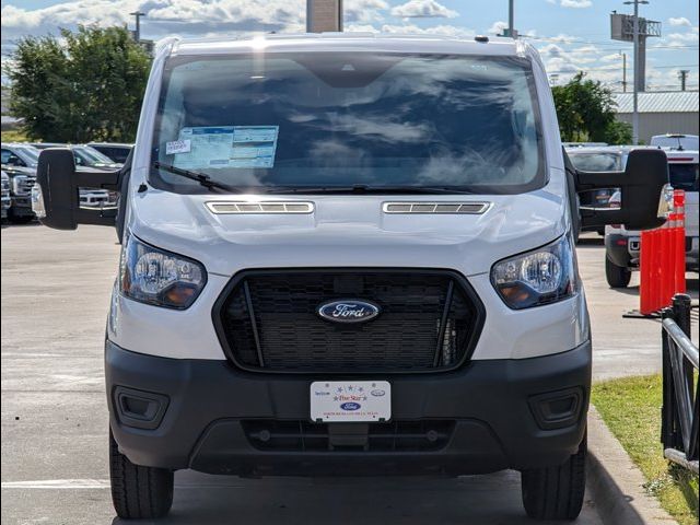 2025 Ford Transit Base