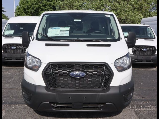 2025 Ford Transit Base