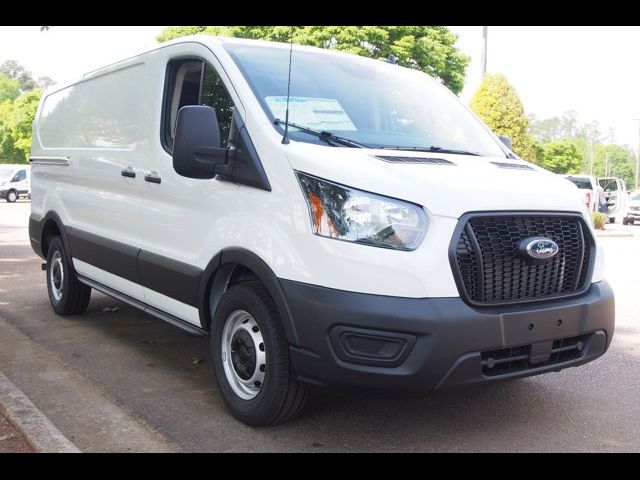 2025 Ford Transit Base