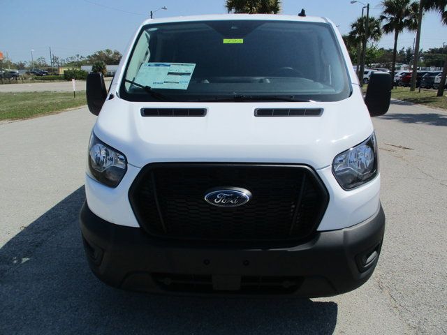 2025 Ford Transit Base