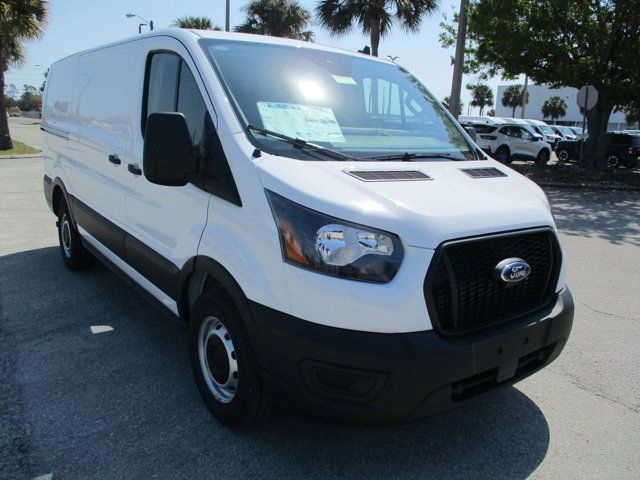 2025 Ford Transit Base