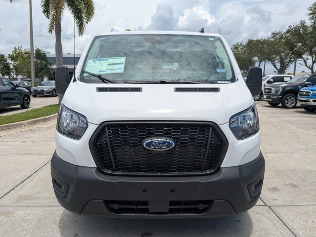 2025 Ford Transit Base