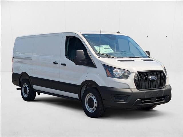 2025 Ford Transit Base