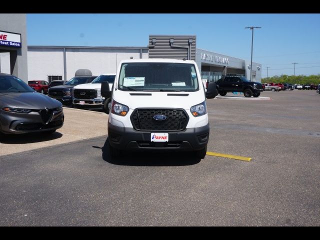2025 Ford Transit Base