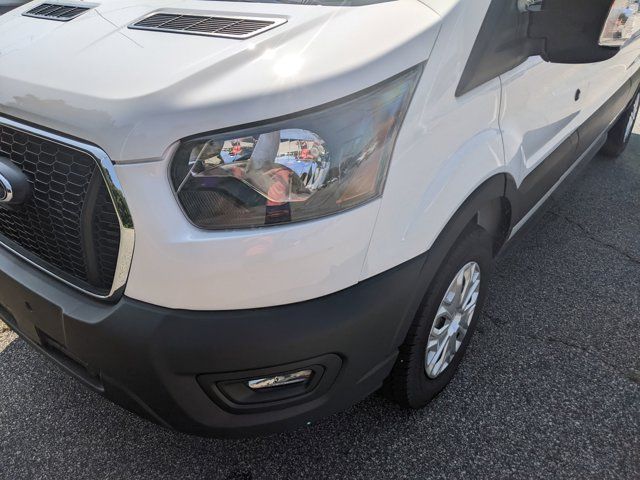2025 Ford Transit Base